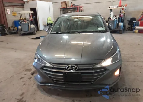 2019 Hyundai Elantra Sel z USA, uszkodzony, nr VIN 5NPD84LF9KH479087